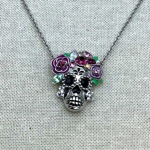 Origami Owl Silver Skull Necklace Nunca Olvidado 2022